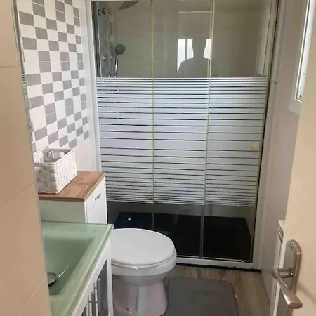 Casa Con Piscina Y Excelentes Vistas